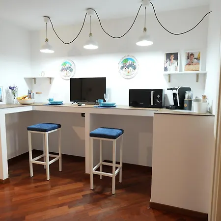 Due Passi Dal Borgo Antico Apartment Bari Exterior photo