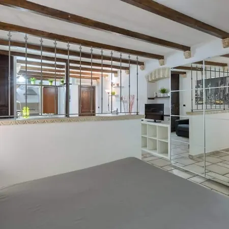 Due Passi Dal Borgo Antico Apartment Bari Exterior photo